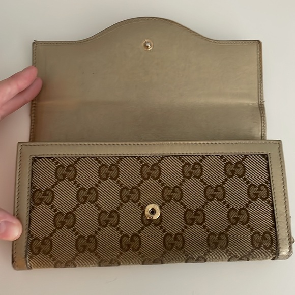 GUCCI monogram classic wallet with box - Exterior- B-and Interior-A - Picture 6 of 9